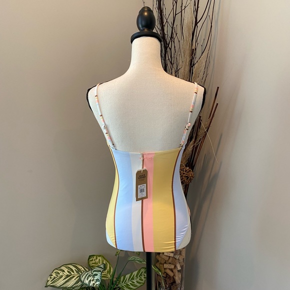 ✨Billabong (NWT) Feeling Sunny One Piece Swim M✨ - Picture 3 of 8